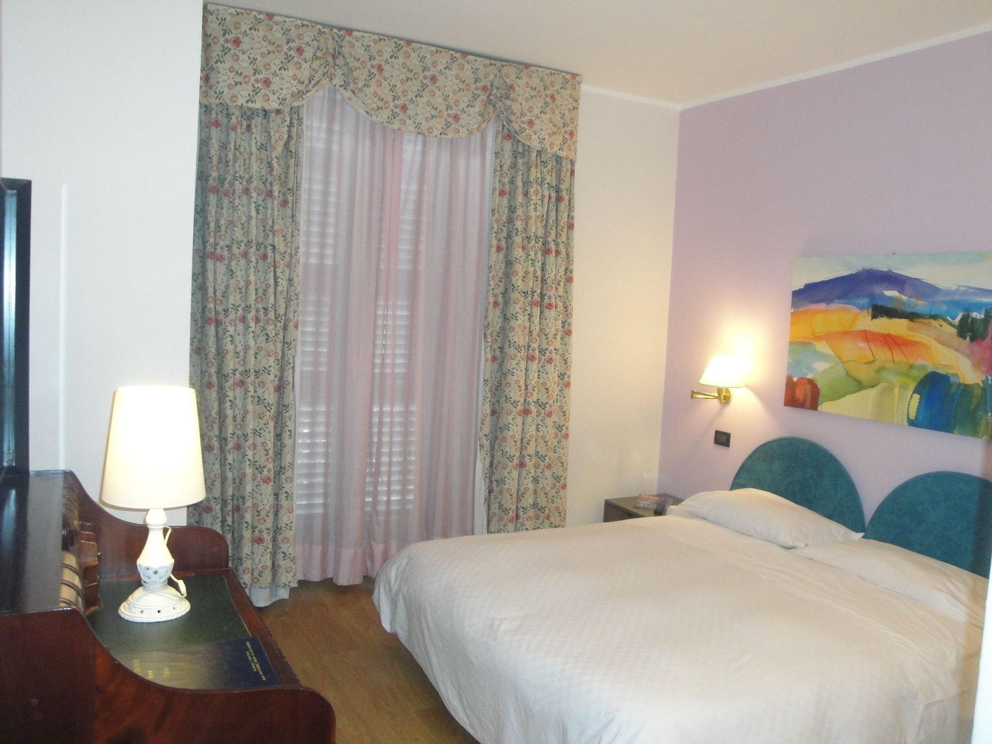 Hotel Due Mondi Turin Exterior photo