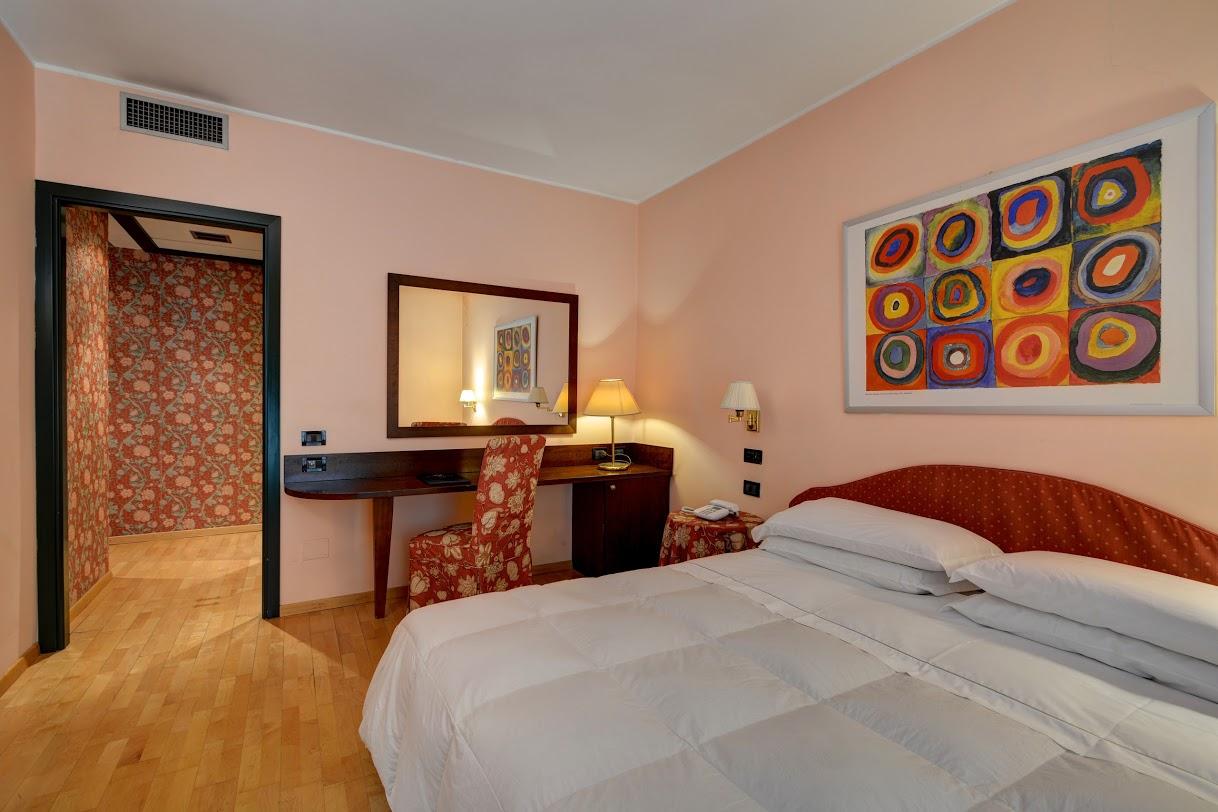 Hotel Due Mondi Turin Exterior photo
